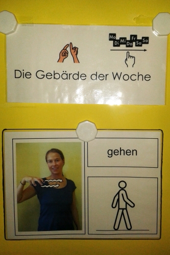 Foto Schautafel "Gebärde der Woche"